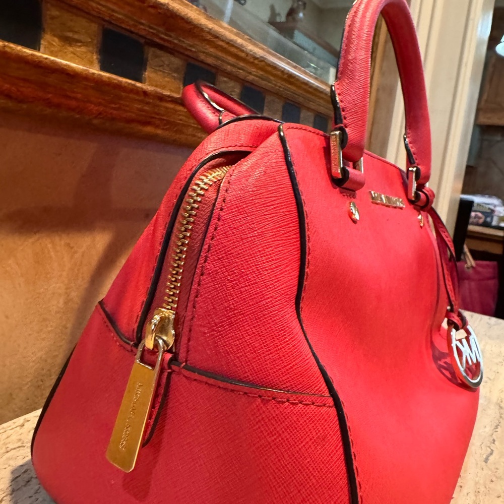 SOLD DO NOT BUY Michael Kors Salmon Satchel Bag - Picture 3 of 14